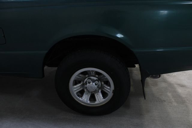 Used 2000 Green Ford XLT image 27