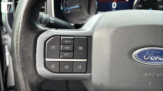Used 2023 White Ford XLT image 25