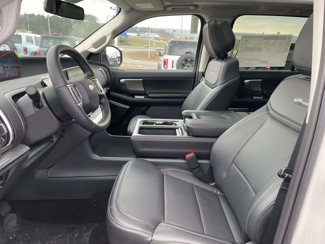 New 2026 Star White Metallic Tri-Coat Ford Platinum image 8