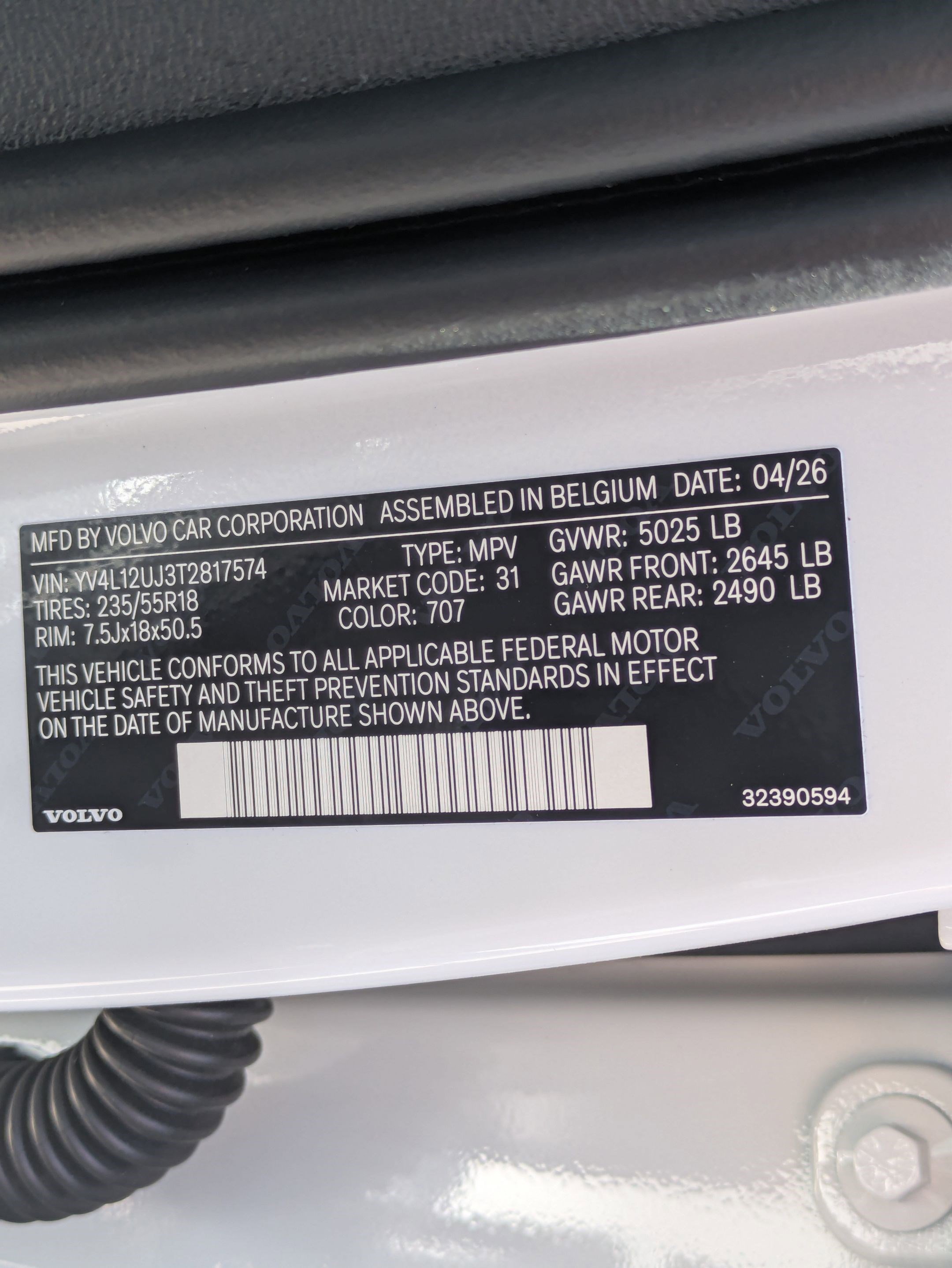 New 2026 Crystal White Volvo Core image 17