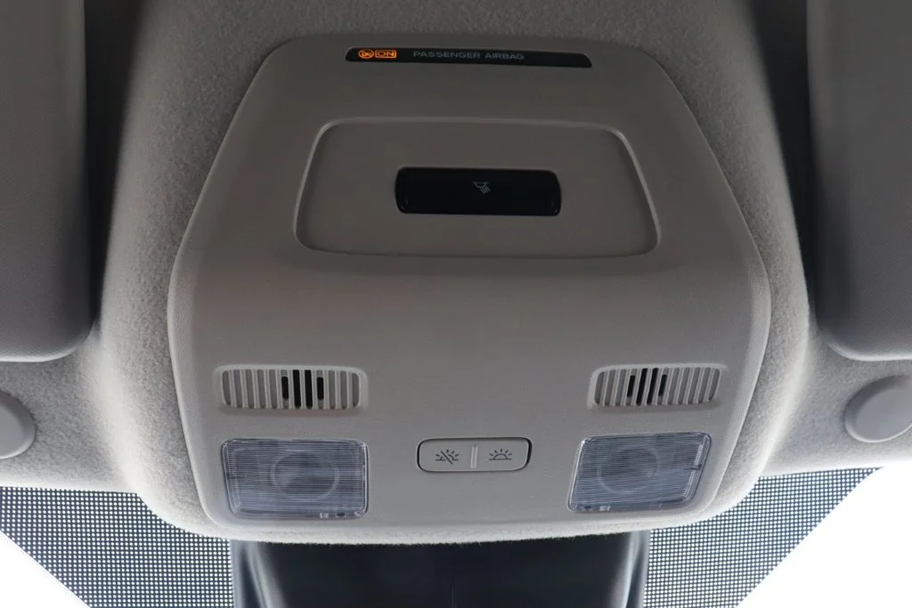 New 2027 Oxford White Ford Cargo Van image 19