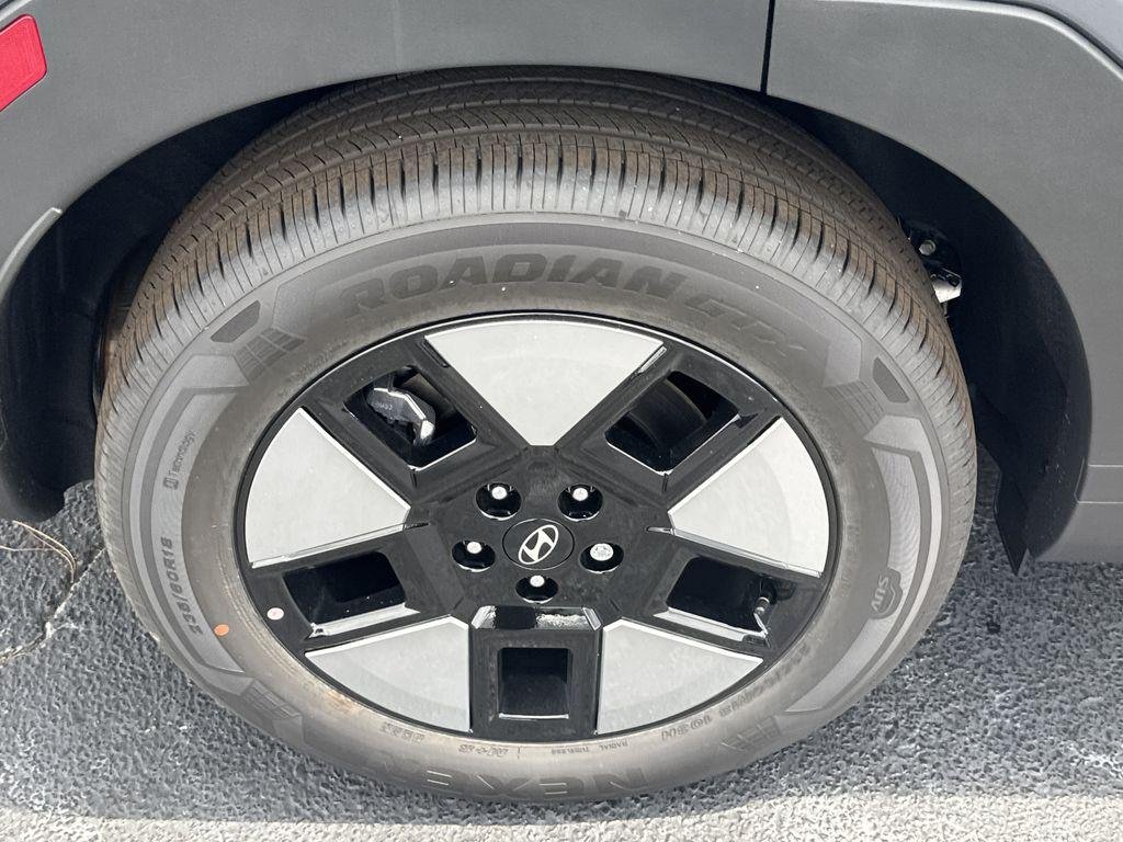 New 2026 Gray Hyundai SEL image 17