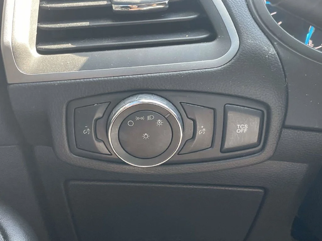 Certified Used 2020 Black Ford SE image 25