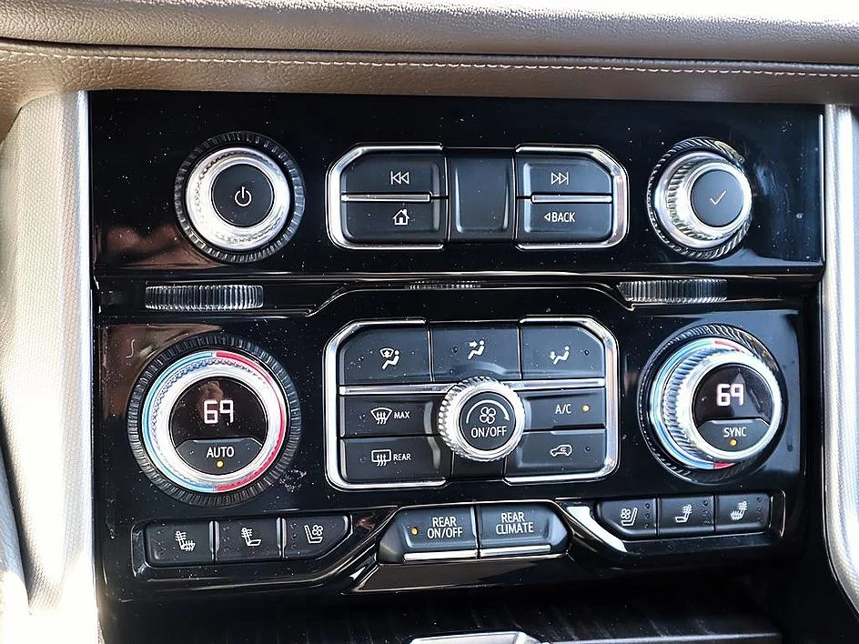 Used 2023 Pearl Beige Metallic GMC Denali image 21