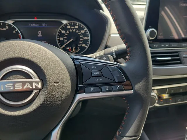 Certified Used 2023 White Nissan 2.5 SR image 19