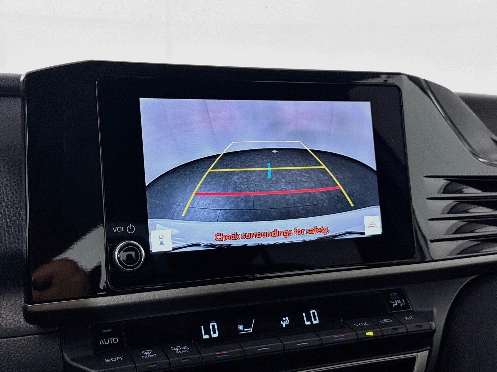 Used 2025 Ice Cap Toyota LE image 23