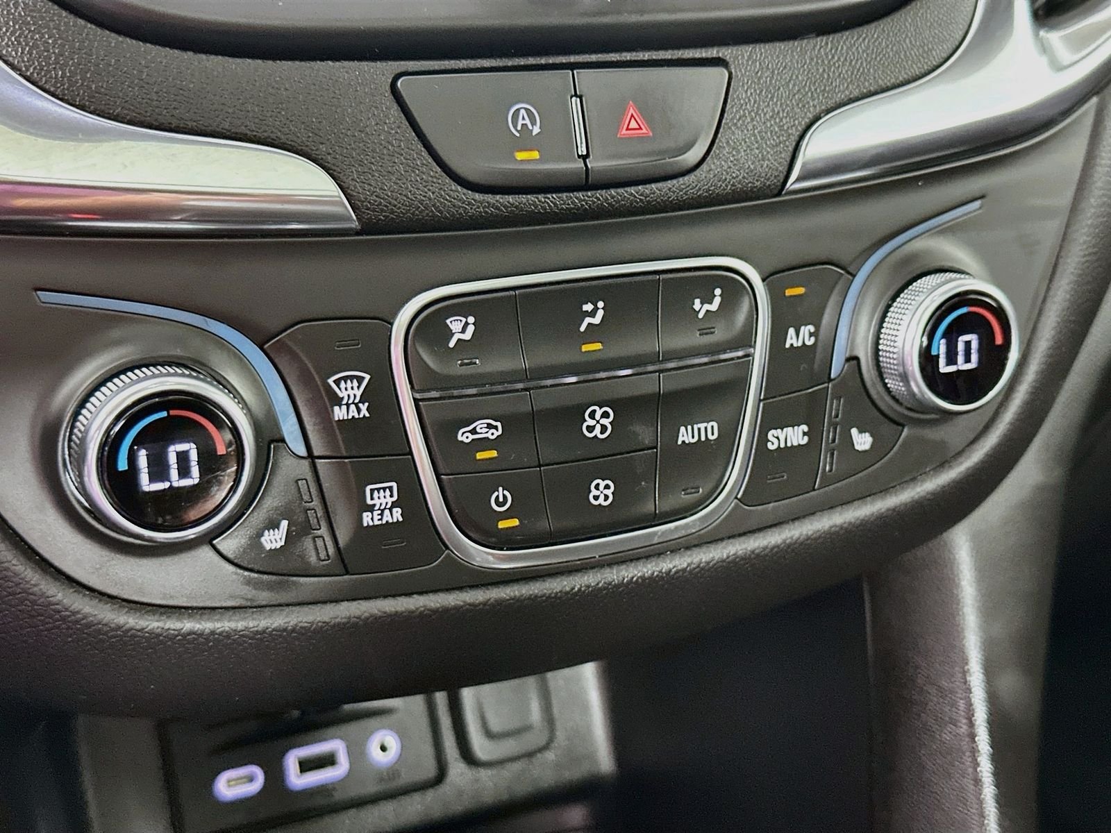 Used 2024 Summit White Chevrolet LT image 17