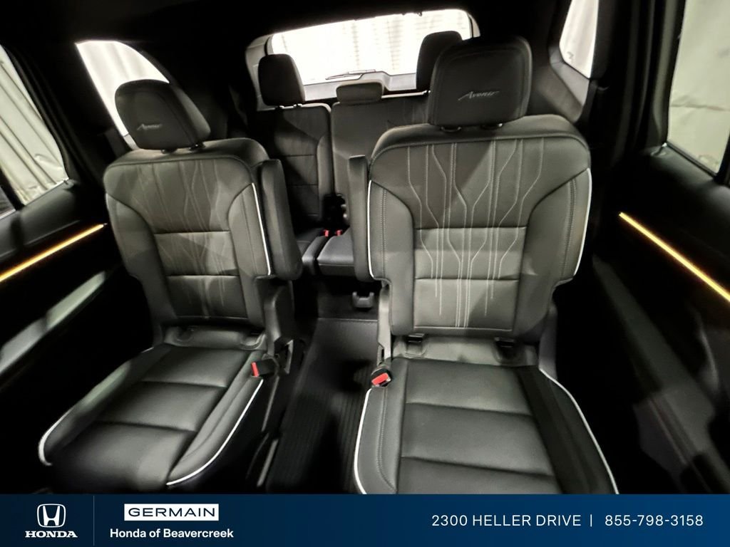 Used 2026 Moonstone Gray Metallic Buick Avenir image 28