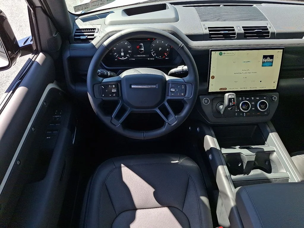 New 2026  Land Rover X-Dynamic SE image 7