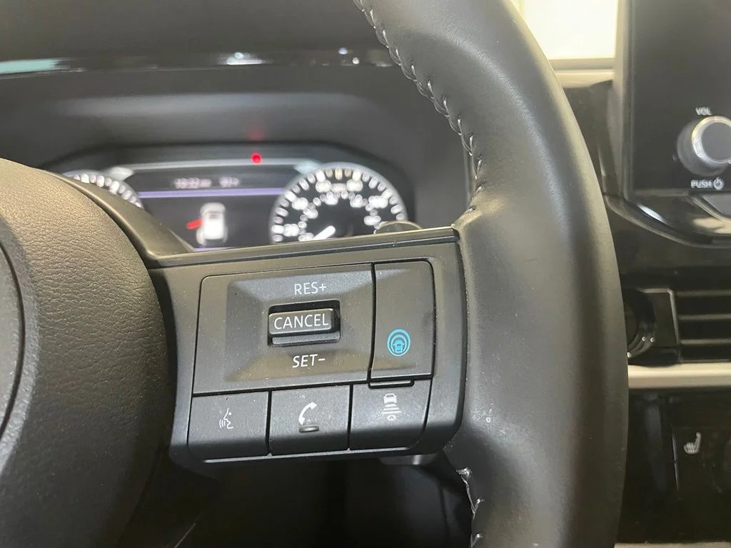Used 2025 Red Nissan SV image 15