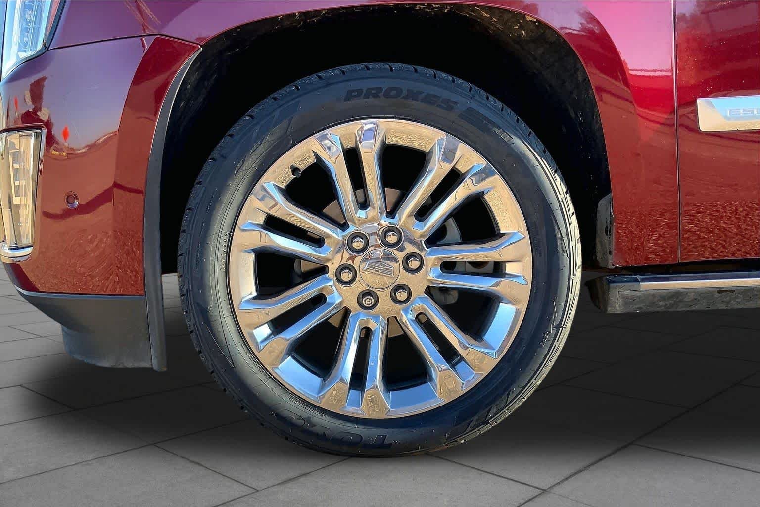 Used 2018 Red Passion Tintcoat Cadillac Premium Luxury image 9