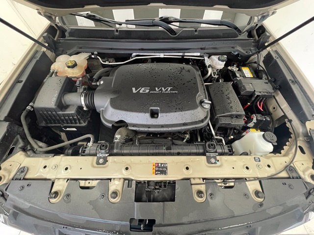 Certified Used 2022 SAND DUNE METALLIC Chevrolet 4WD Z71 image 24
