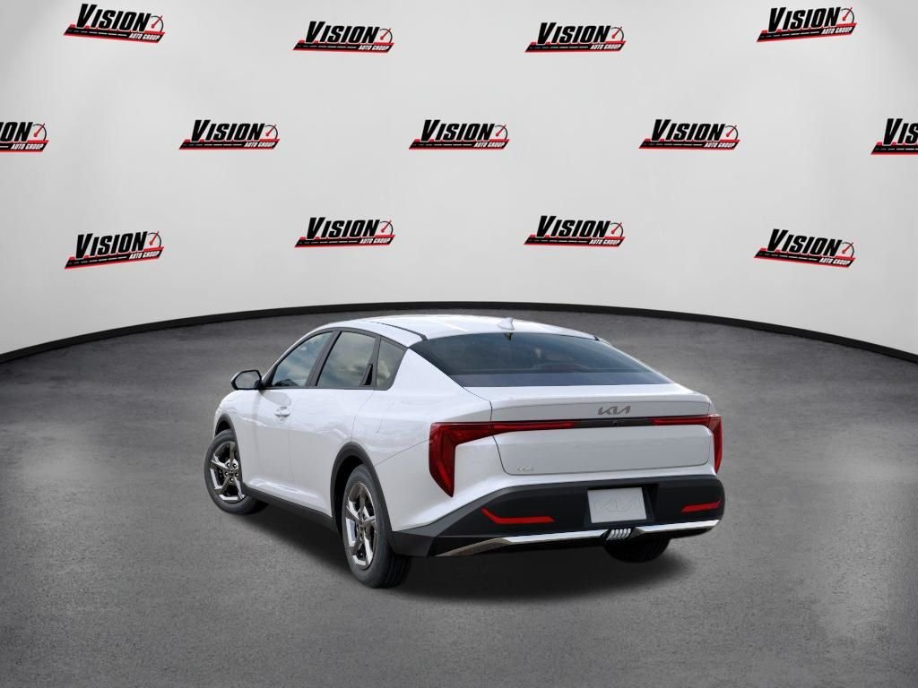 New 2026 Snow White Pearl Kia LXS image 4