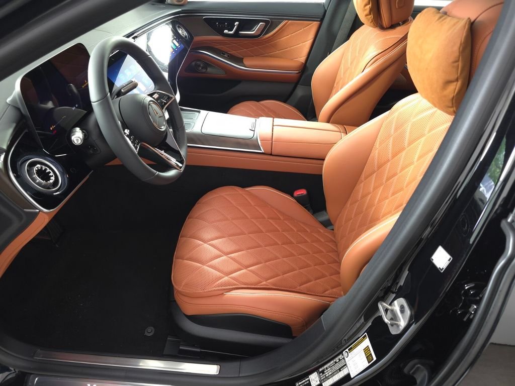 New 2027 Black Mercedes-Benz S 580 image 6