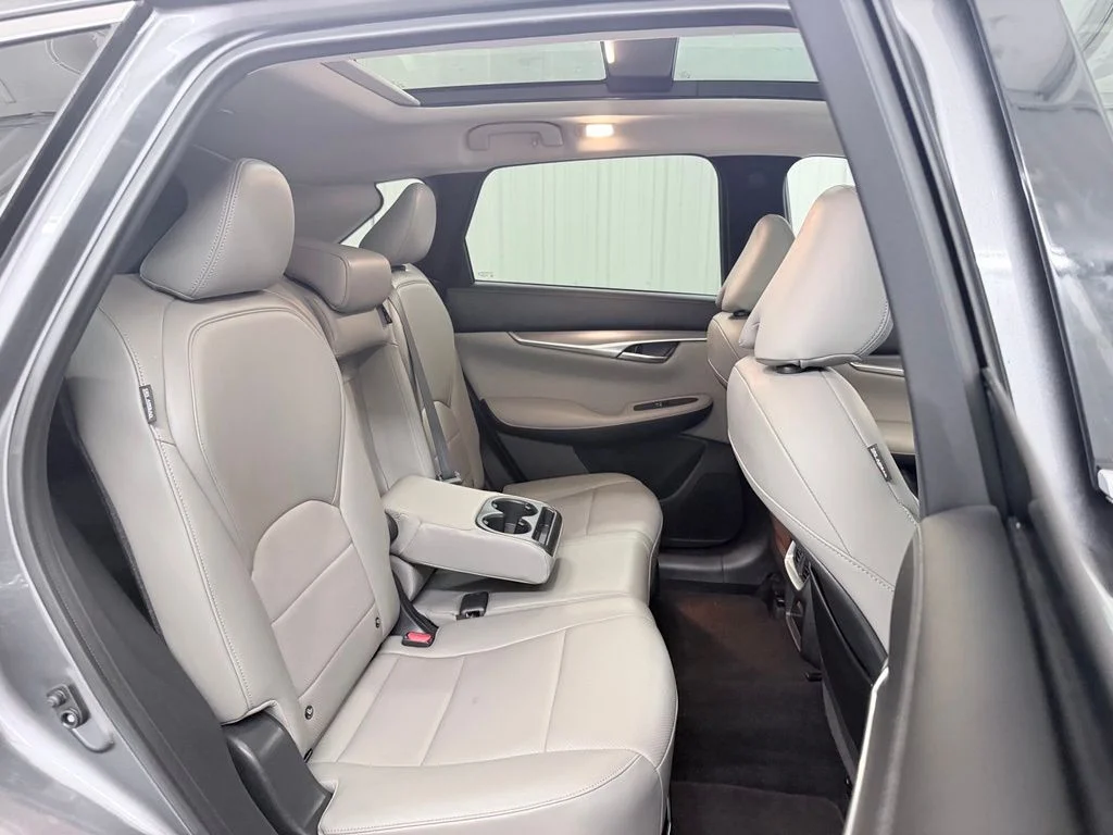 Used 2023 Gray INFINITI LUXE image 38