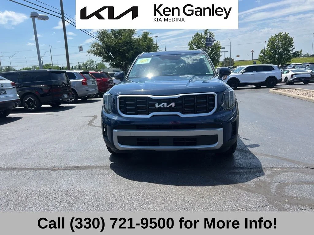 Used 2024 Black Kia S image 4