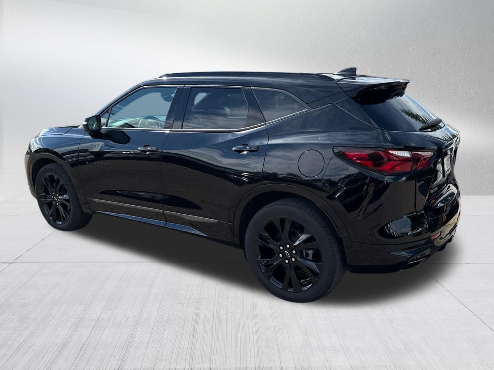 Used 2021 BLACK Chevrolet RS image 5