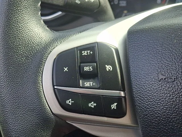 Certified Used 2023 Carbonized Gray Metallic Ford XLT image 27