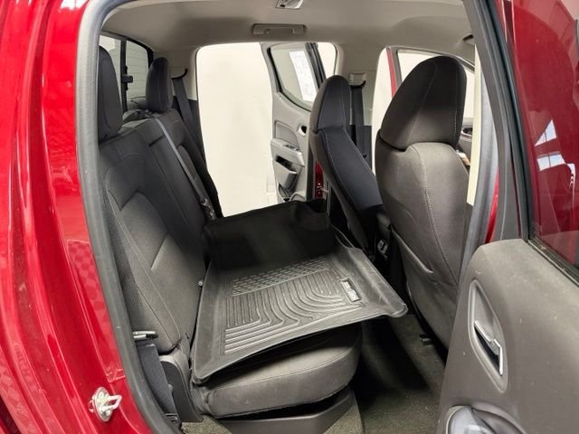 Used 2017 Quartz GMC SLE1 image 27