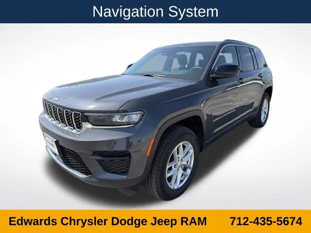 Used 2024 Gray Jeep Overland image 3