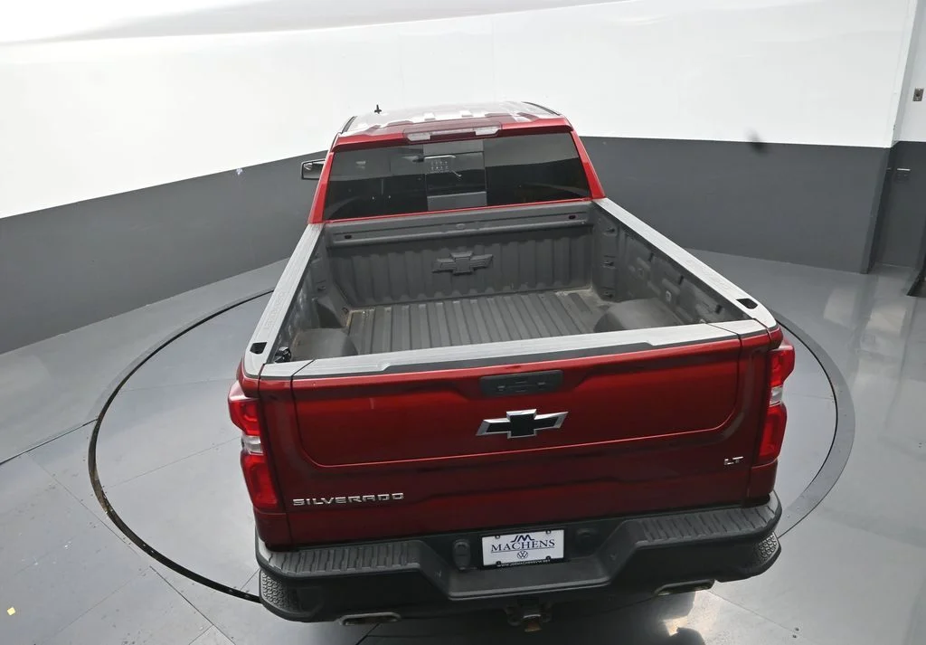 Used 2021  Chevrolet LT Trail Boss image 20