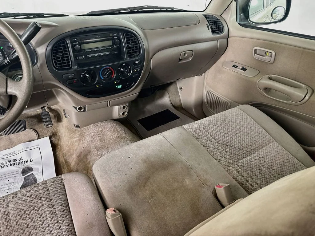 Used 2006 Beige Toyota SR5 image 22