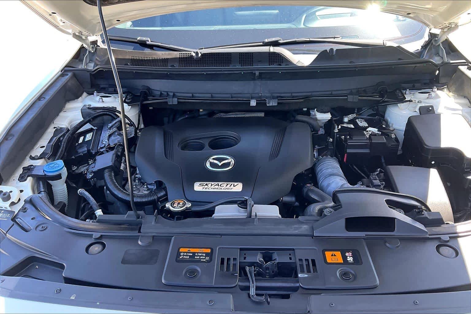 Used 2019 Snowflake White Pearl Mica Mazda Grand Touring image 33