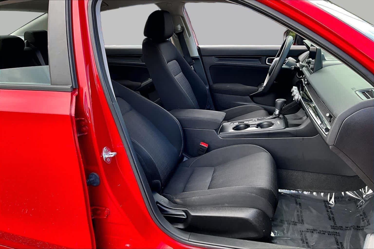 Used 2022 Rallye Red Honda LX image 9