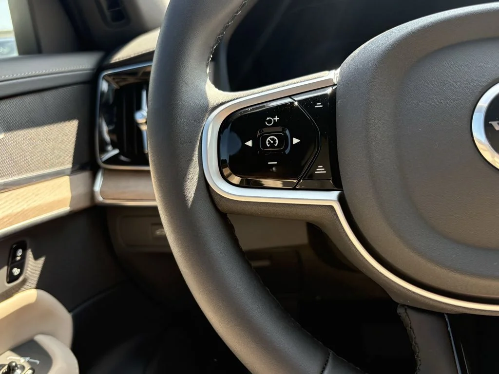 New 2026 Crystal White Volvo Core image 16