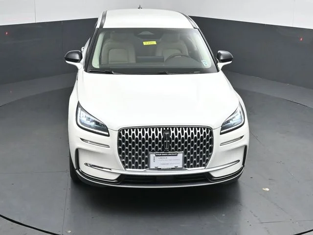 Used 2023 Pristine White Lincoln Standard image 41