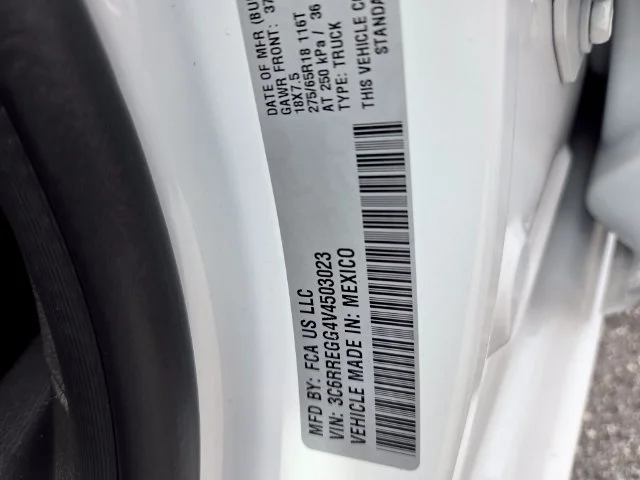 New 2027 Bright White Clear-Coat Exterior Paint RAM Tradesman image 18