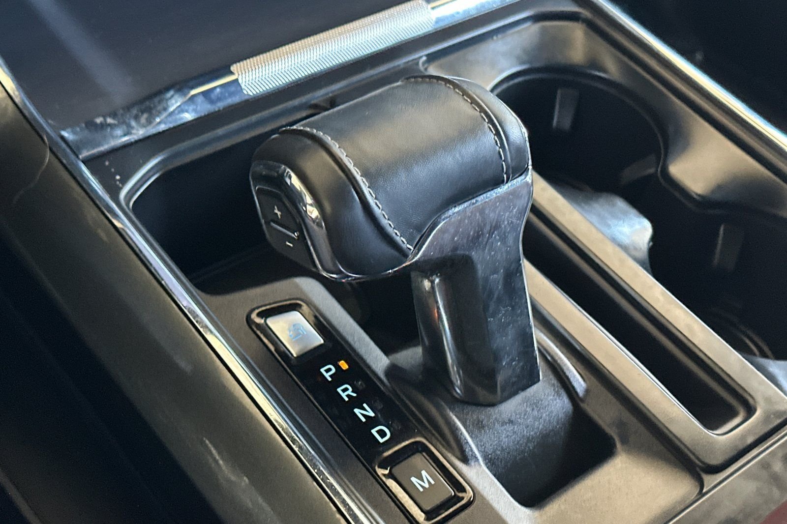 Used 2022 Silver Ford Lariat image 21