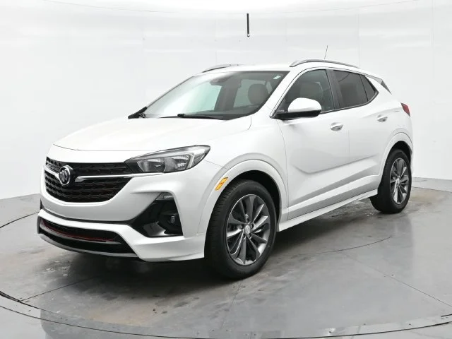 Used 2021 WHITE FROST TRICOAT Buick Preferred image 3