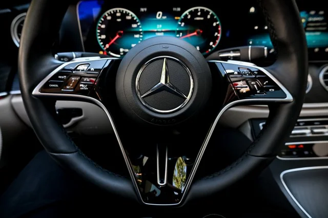 Used 2023 BLUE Mercedes-Benz E 350 image 32