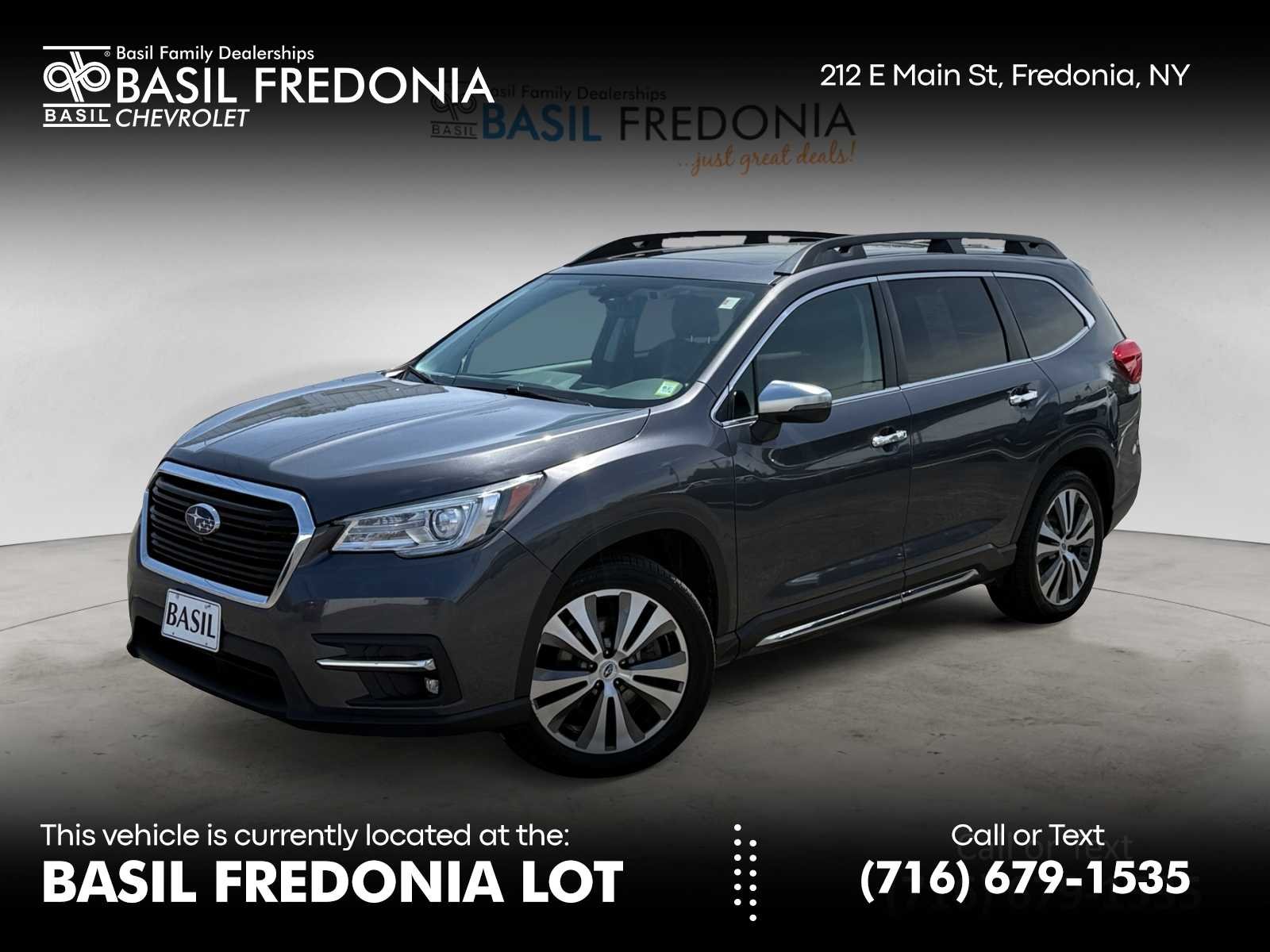 2022 Subaru Ascent Touring's photo