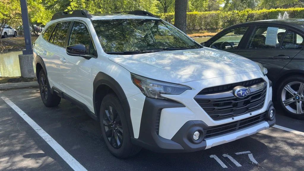 2023 Subaru Outback Limited's photo