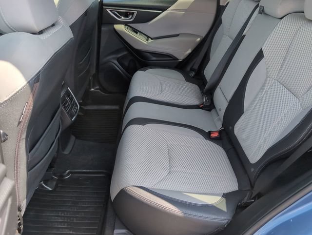 Used 2020 Blue Subaru Premium image 24