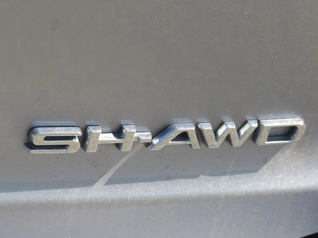Used 2020 Lunar Silver Metallic Acura Technology & A-Spec Packages image 9