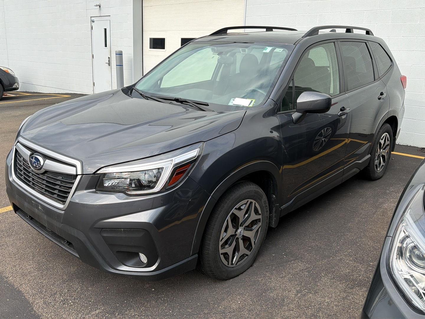Used 2021 Magnetite Gray Metallic Subaru Premium image 7