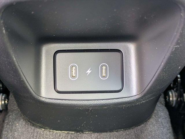 New 2026 White Hyundai SE image 13