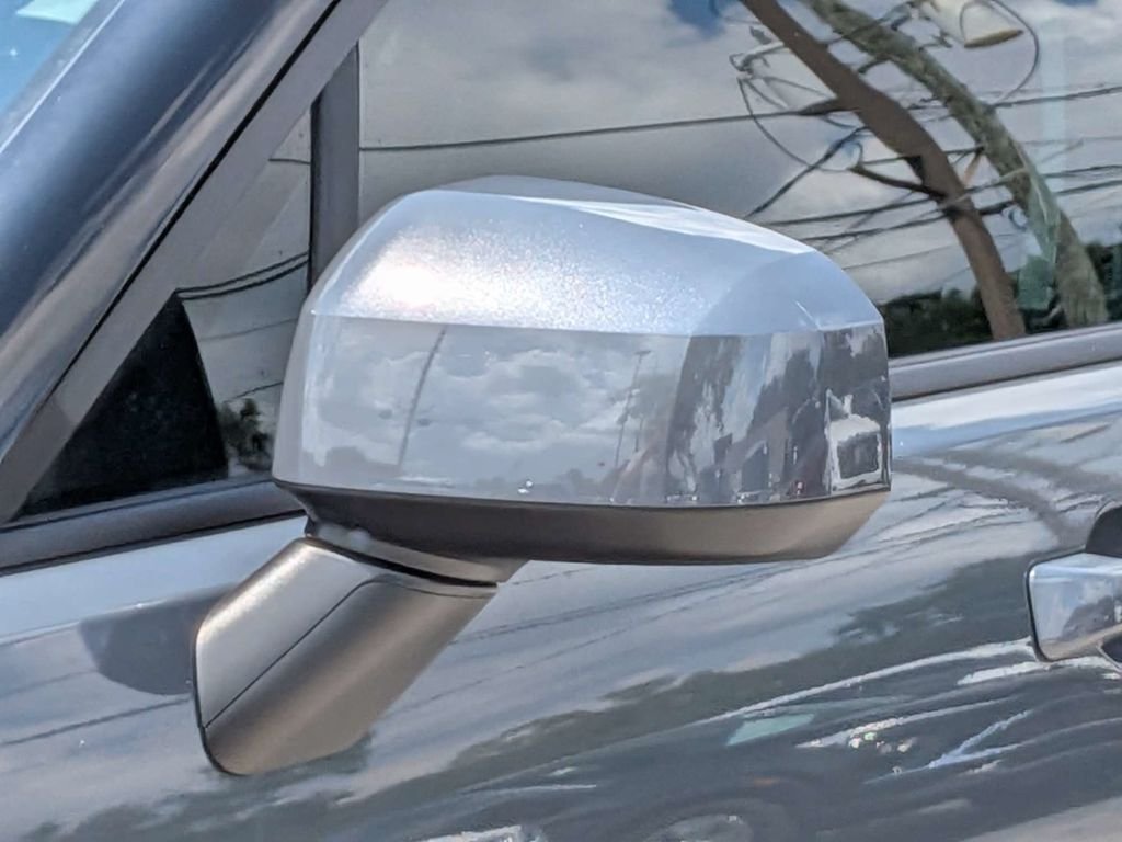 Used 2025 Gray Hyundai SE image 10