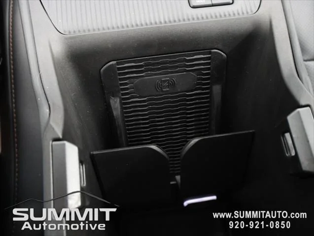 New 2026 Diamond Black Crystal Pearl-Coat Exterior Paint Jeep Limited image 49
