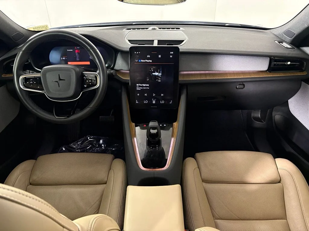 Used 2022 Gold Polestar Long Range Dual Motor image 32
