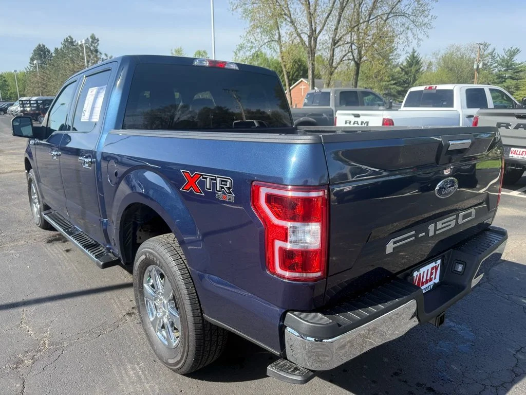 Used 2019 Gray Ford XLT image 5