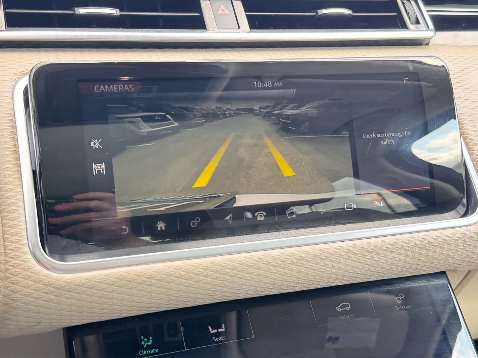 Used 2020 Fuji White Land Rover S image 13