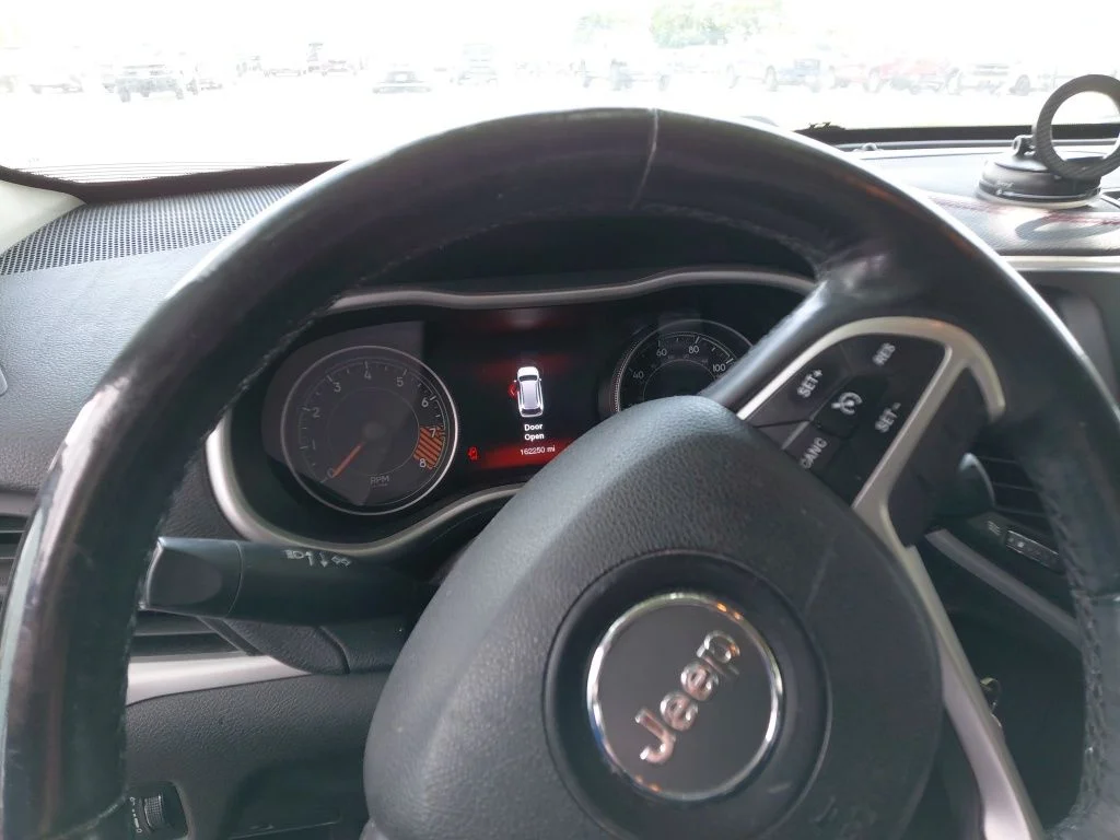 Used 2015 Black Jeep Trailhawk image 6