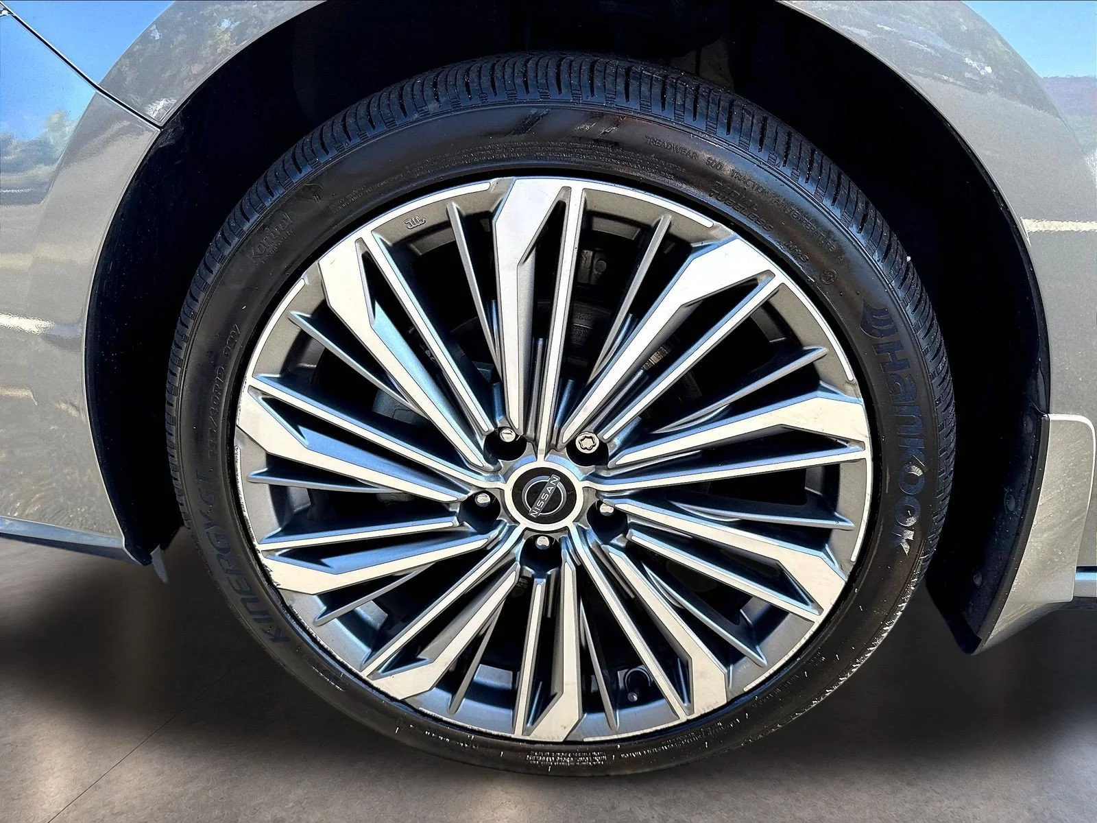 Certified Used 2023 Gun Metallic Nissan 2.5 SL image 35