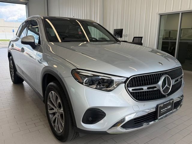2023 Mercedes-Benz GLC GLC 300 4MATIC's photo
