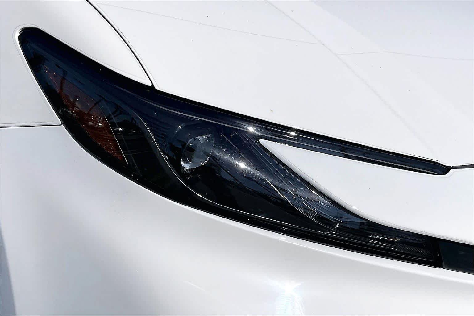 Certified Used 2025 Ice Cap Toyota SE image 27