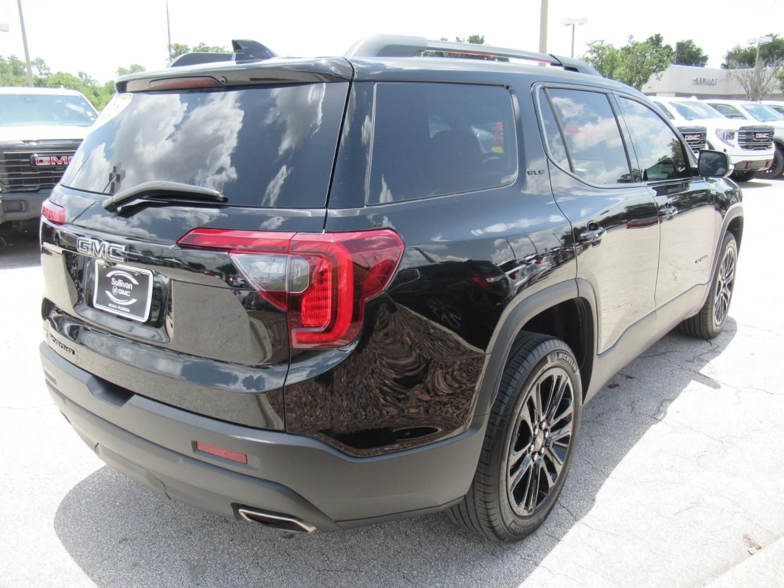 Used 2023 Black GMC SLE image 7
